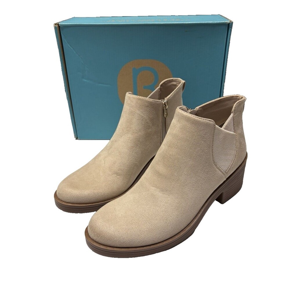 BZee’s Ontario Women’s Booties Size 11M in Hazelnut Color New in box
